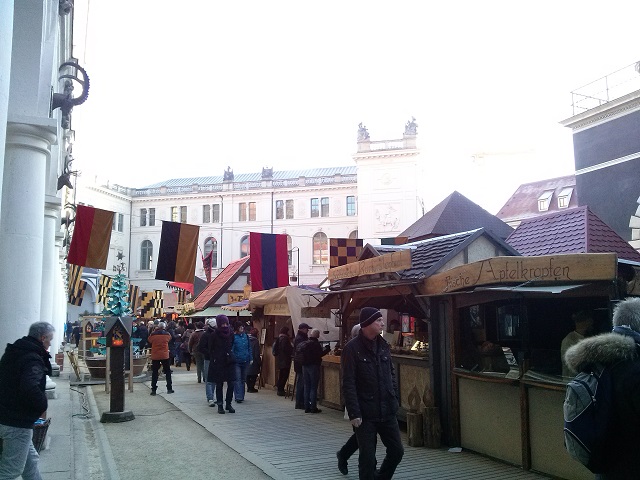 The Stallhofmarkt in Dresden is a little corner of middle ages experience!